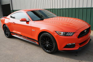 glossy orange gt 435 Mustang