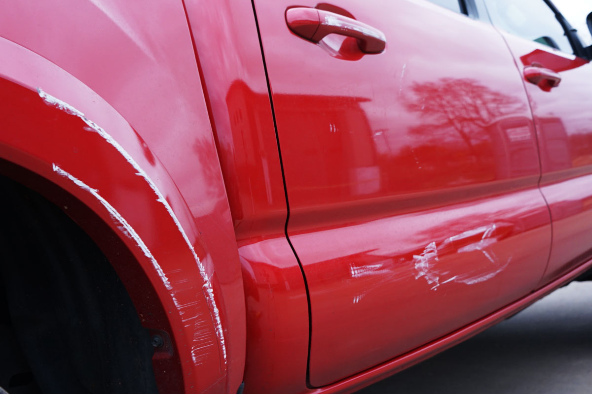 how to buff out scratches on white car